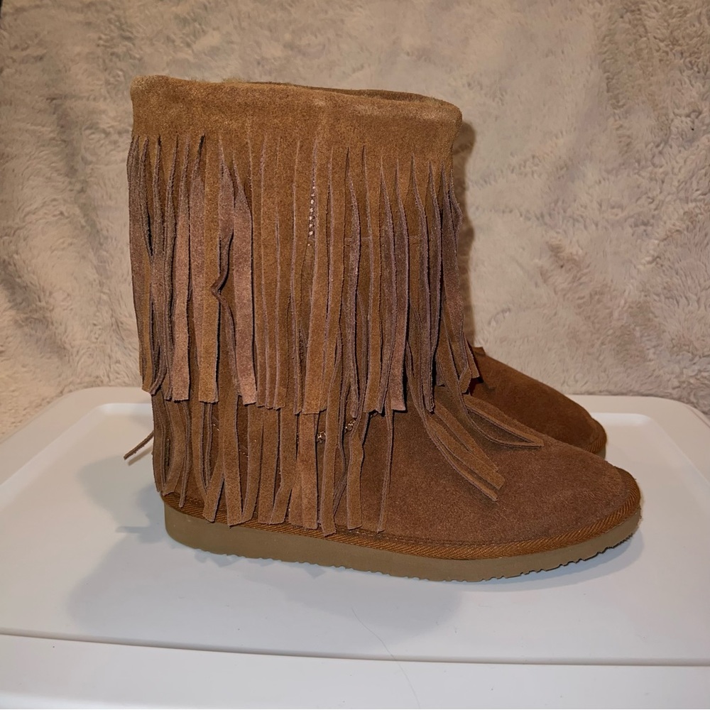 Minnetonka Helena Fringe Brown Boot